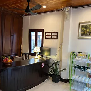 Jasmine Place House ホテル ルアンパバーン